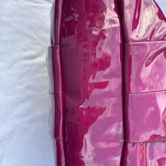 Coach Burgundy Patent Leather Handbag/Shoulder Bag #15921 - Picture 5 of 10